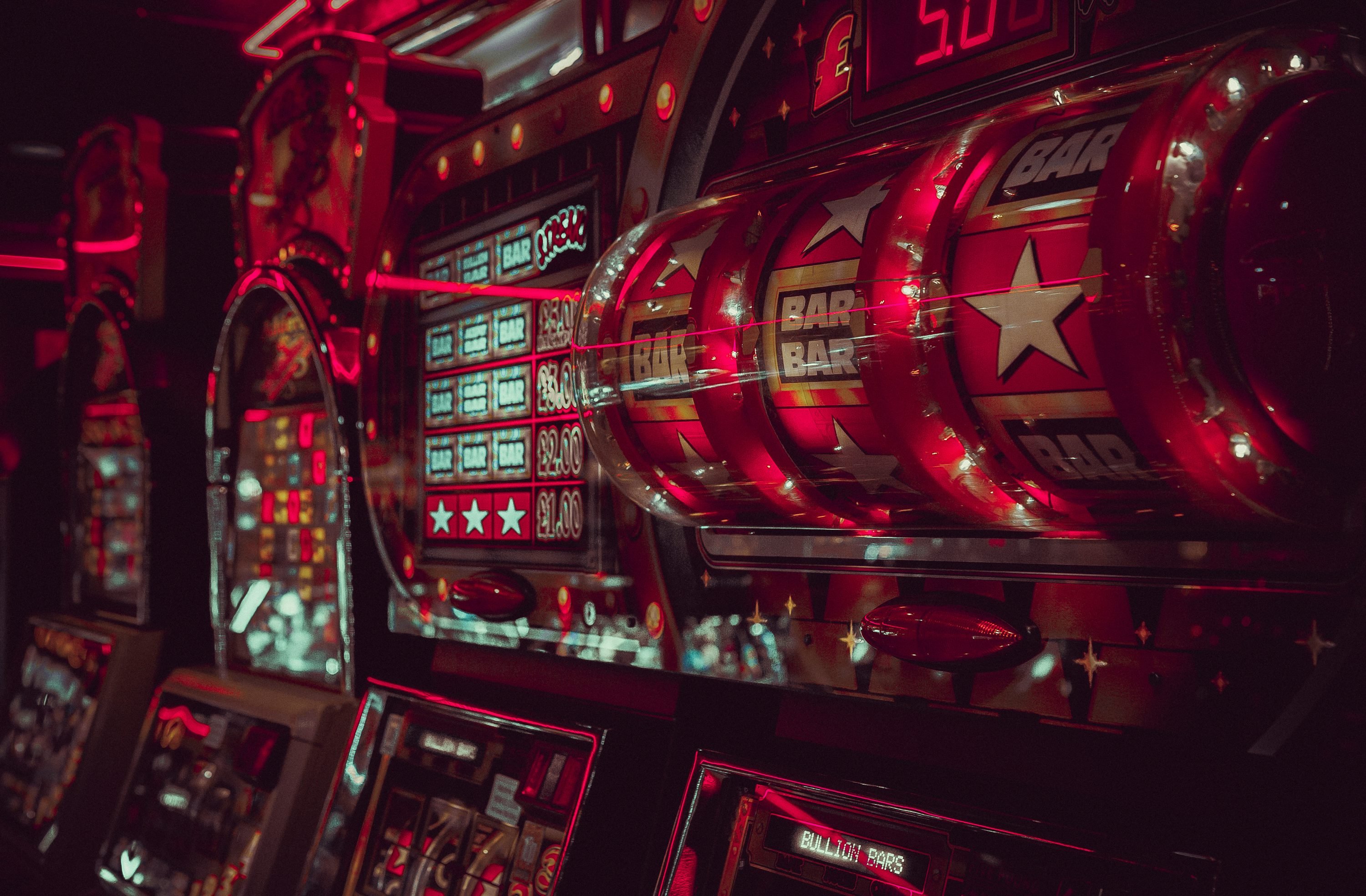 Studio live dealer merdeka spin dengan mesin Tarung Mesin dan kamera multi-sudut